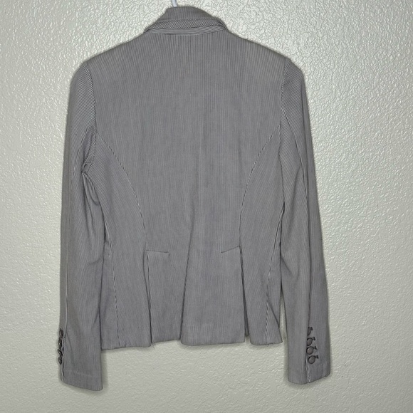 Amanda & Chelsea Pinstripe Blazer - Gray and White Small - Picture 4 of 5